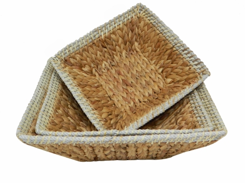 Square water hyacinth bowl with rope rim