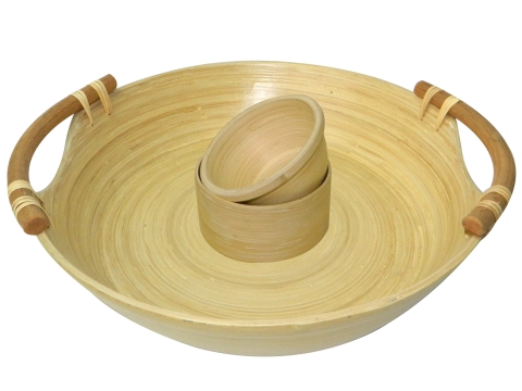 Bamboo dip and chip tray with rattan handles natural