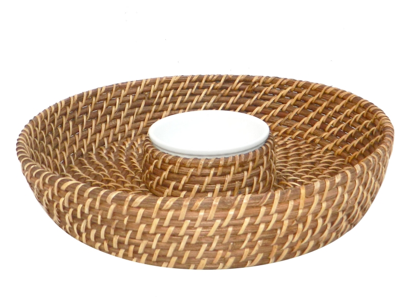 Round rattan dip and chip tray honey