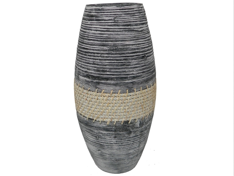 Sustainable home decor - vase with rope rim